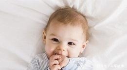 发育|婴儿到了4个月,有这几个表现就恭喜了,这是暗示宝宝发育的好