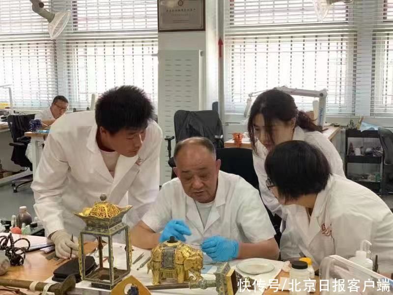 青铜器|故宫俩专家捧回国家级“技能”大奖