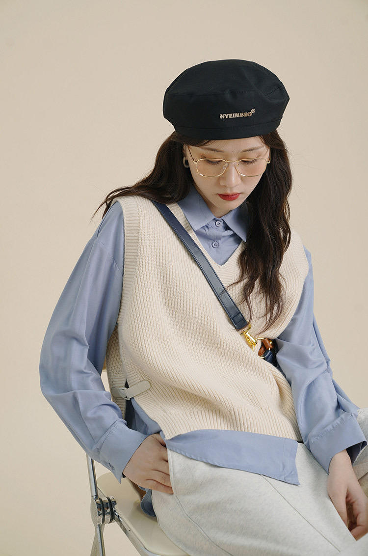 马甲|这些才是“衬衫”的高级穿法,蓝色衬衫配马甲文艺休闲,舒适随性