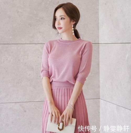 穿搭 美女穿搭:百褶裙配合上飘逸的雪纺材质,气场释放出无限的魅力