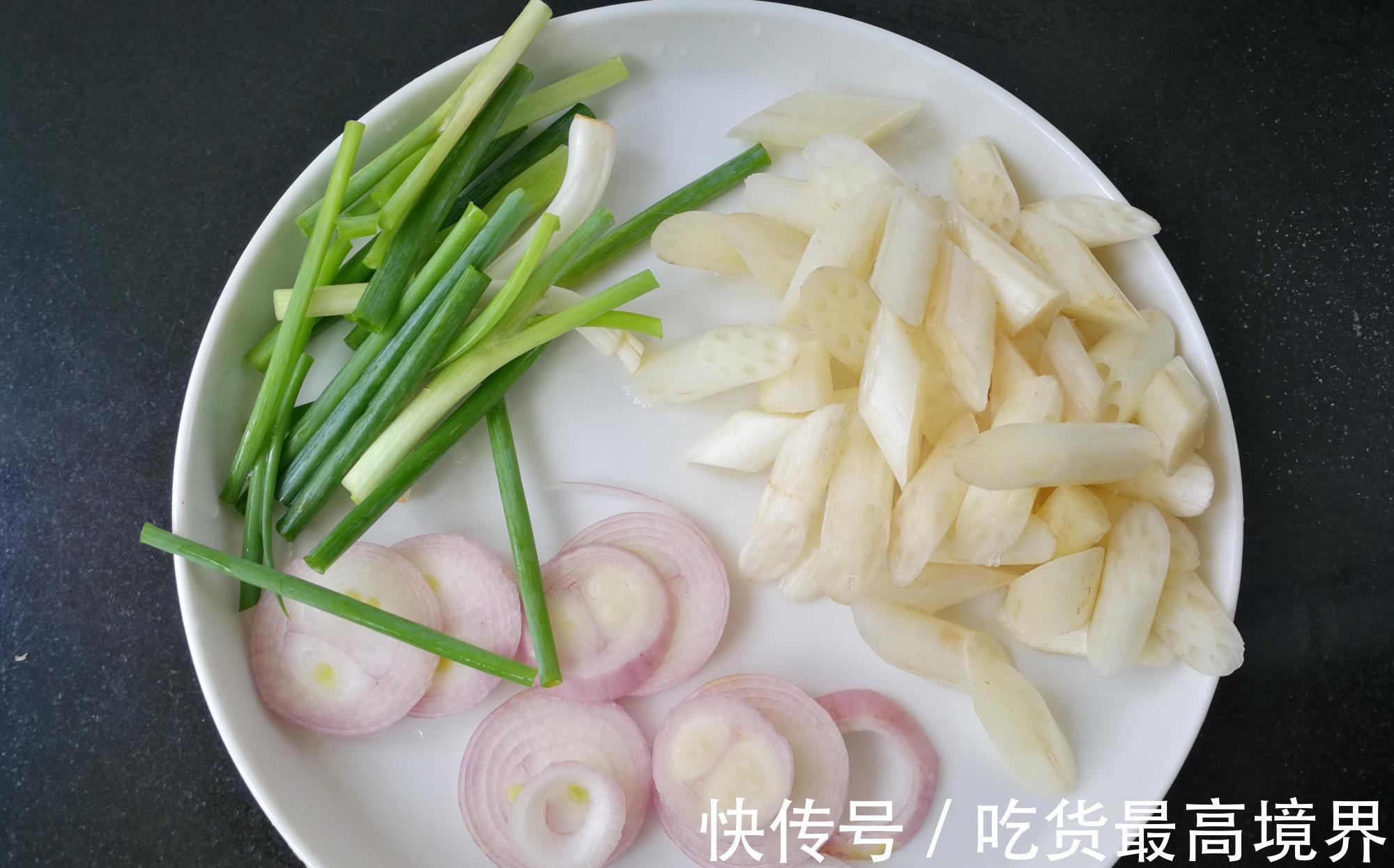 小葱|它在秋后才上市,嫩甜爽口,营养丰富,清热健脾,吃法也简单!