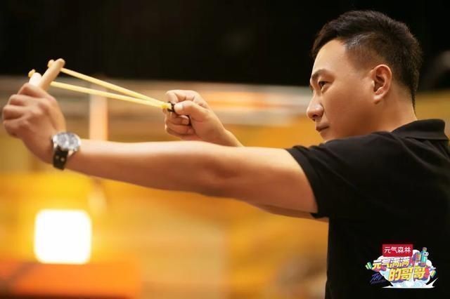 元气 第一次见一档综艺40分钟无嘉宾镜头,《元气满满的哥哥》真的绝了