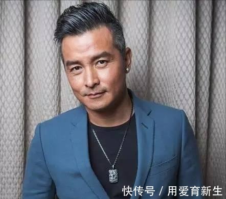 染发 年过五十白发过半,还要继续染发吗选择这些发型,就不用染发了!