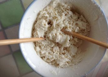 均匀|疙瘩汤大小不均匀?一个方法,不用一滴水,更加营养的解决此难题