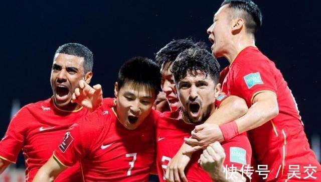 李霄鹏|从2-1到6-1!国足7杀越南,李霄鹏表态:归化使我有底气,不添堵