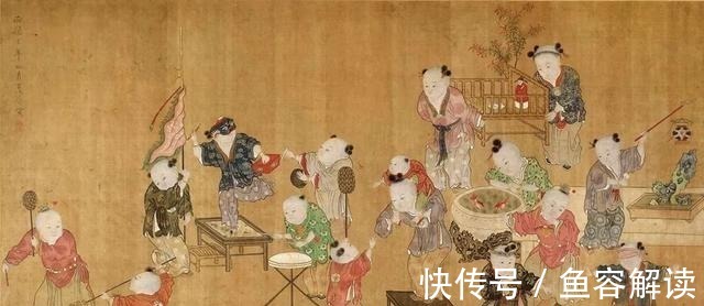 皇帝!皇帝留下一幅古画,远看一个人,放大看有3人,专家:根本不是人