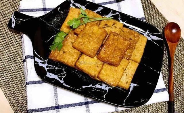 豆腐|这豆腐真的绝了,从里香到外,鲜嫩又入味儿