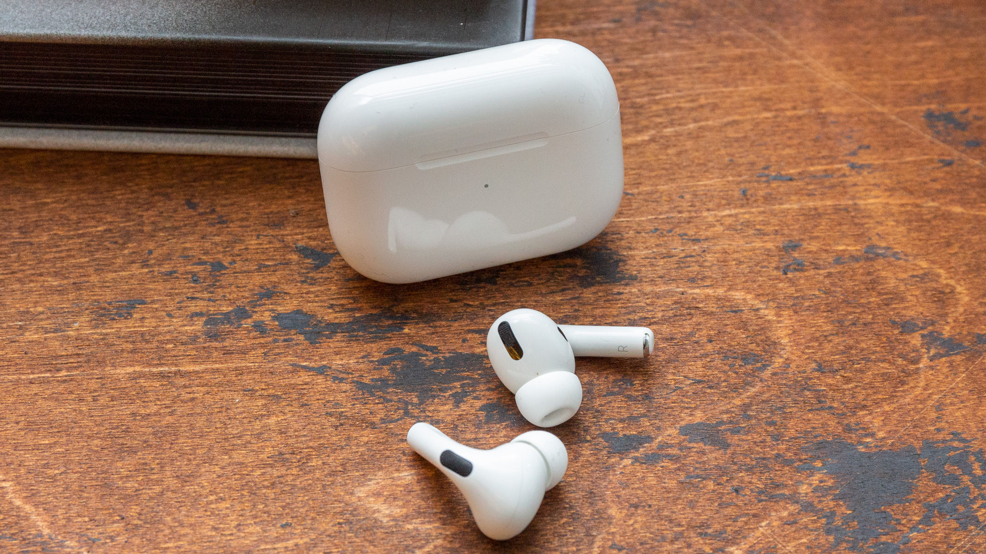 耳机|谁会在乎AirPods Pro的音质，果粉还是苹果？