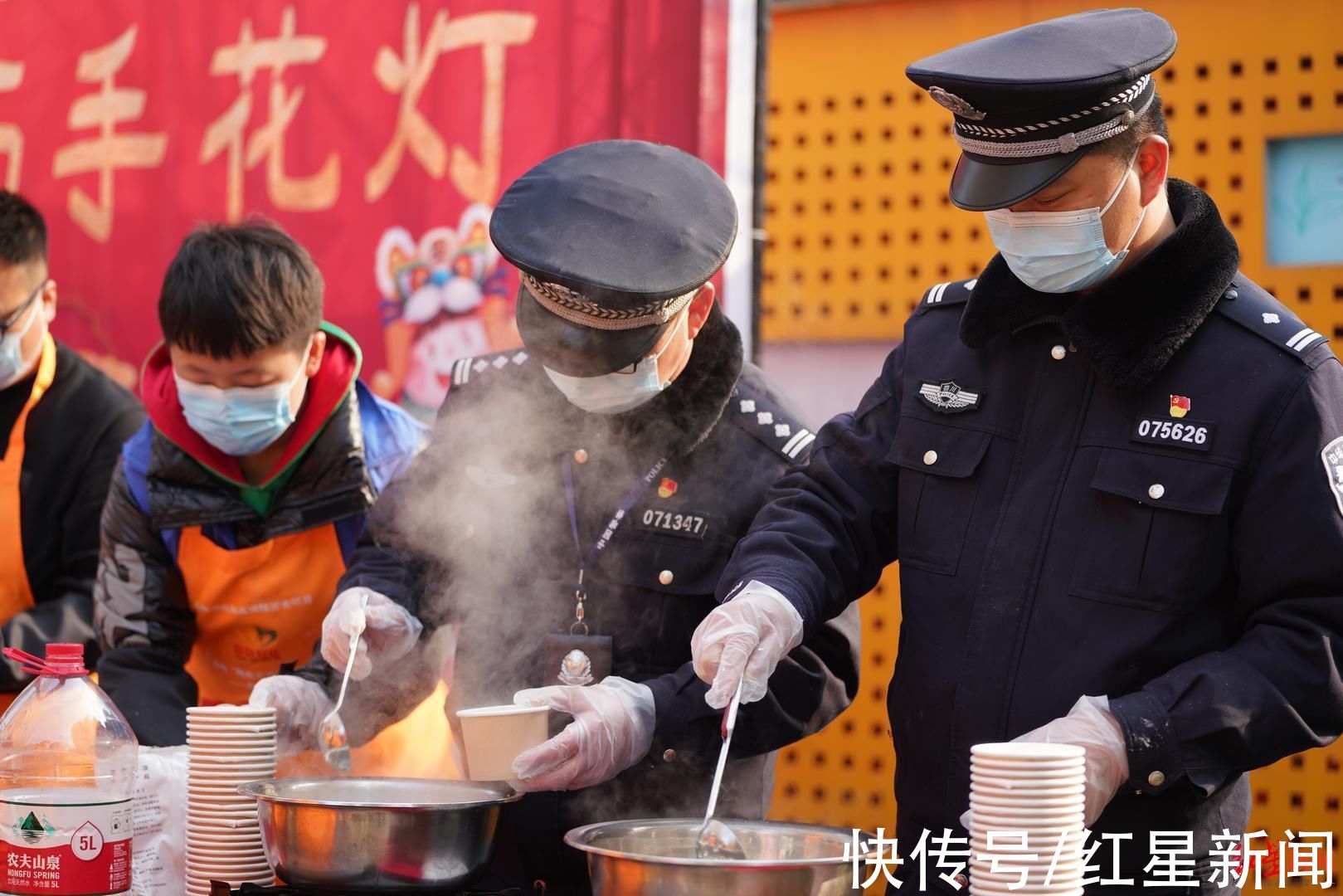 元宵节|警民共度元宵节：包汤圆、猜灯谜，还有反电诈“坝坝课”