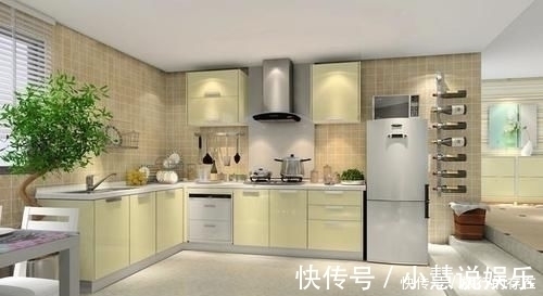 五金件|安装橱柜记得在底部留空一格,过来人都懂,懊悔做错了