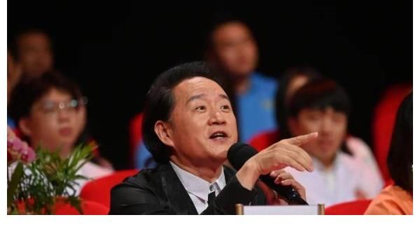 丰收联欢会|《星光大道》唱响“丰收联欢会”