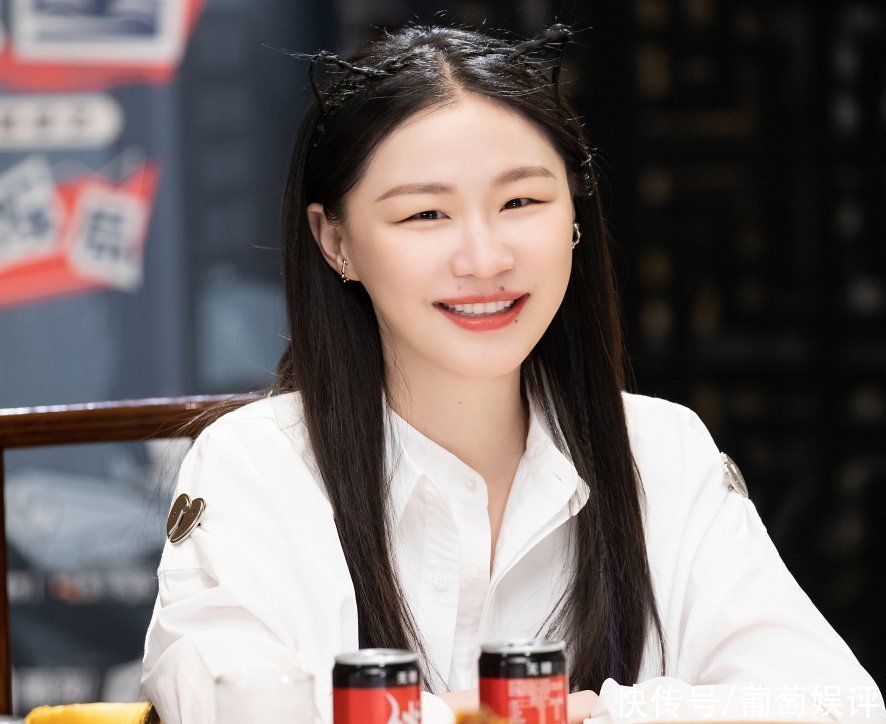 來(lái)襲|首檔劇本殺真人秀來(lái)襲，常駐嘉賓陣容太豪華，首期飛行嘉賓更吸睛