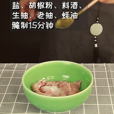 金针菇|金针菇焖鸡肉