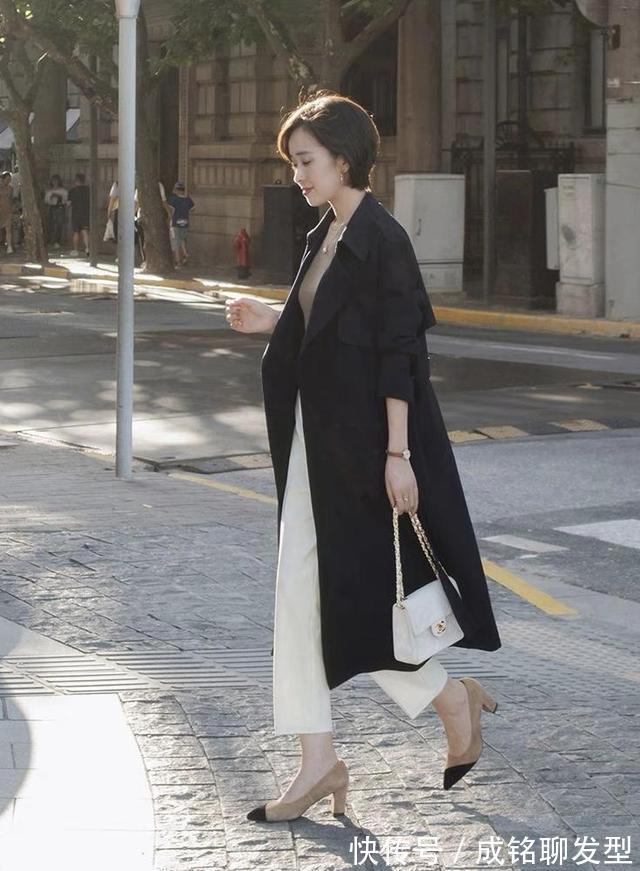 领口|既然不再年轻,那就穿得优雅,三种大衣搭配法,时尚保暖两不误