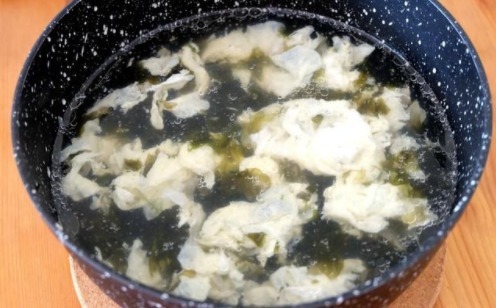 六菜一汤的午餐,简单的家常菜,吃的舒心又舒服!