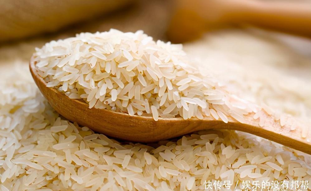 米袋|买大米时,不是越贵越好!若米袋上“这行字”不对,都是劣质米