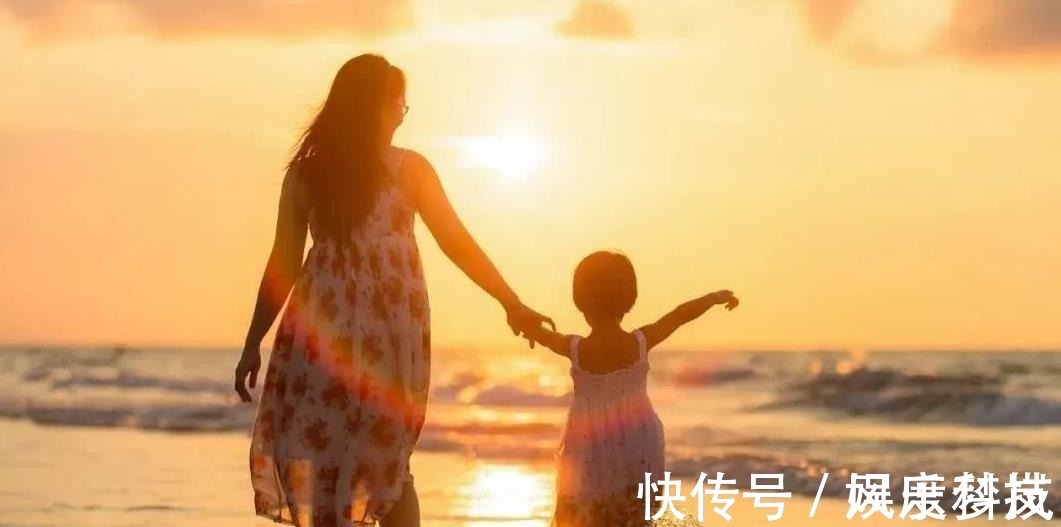 滑板|如果你家孩子有这4个特点,即使不够优秀,你依旧是成功的