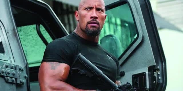 wwe 一辆车飞到外太空,还撞了个卫星,你这让人怎么理解?