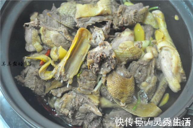冬天|鸭子如此烧,不腥不柴特别香,操作简单,我家每年吃掉几十只