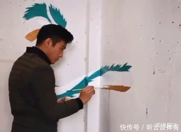 墙角|民间牛人在墙角画一条龙,3D效果骗过大家,第一眼还以为是真的