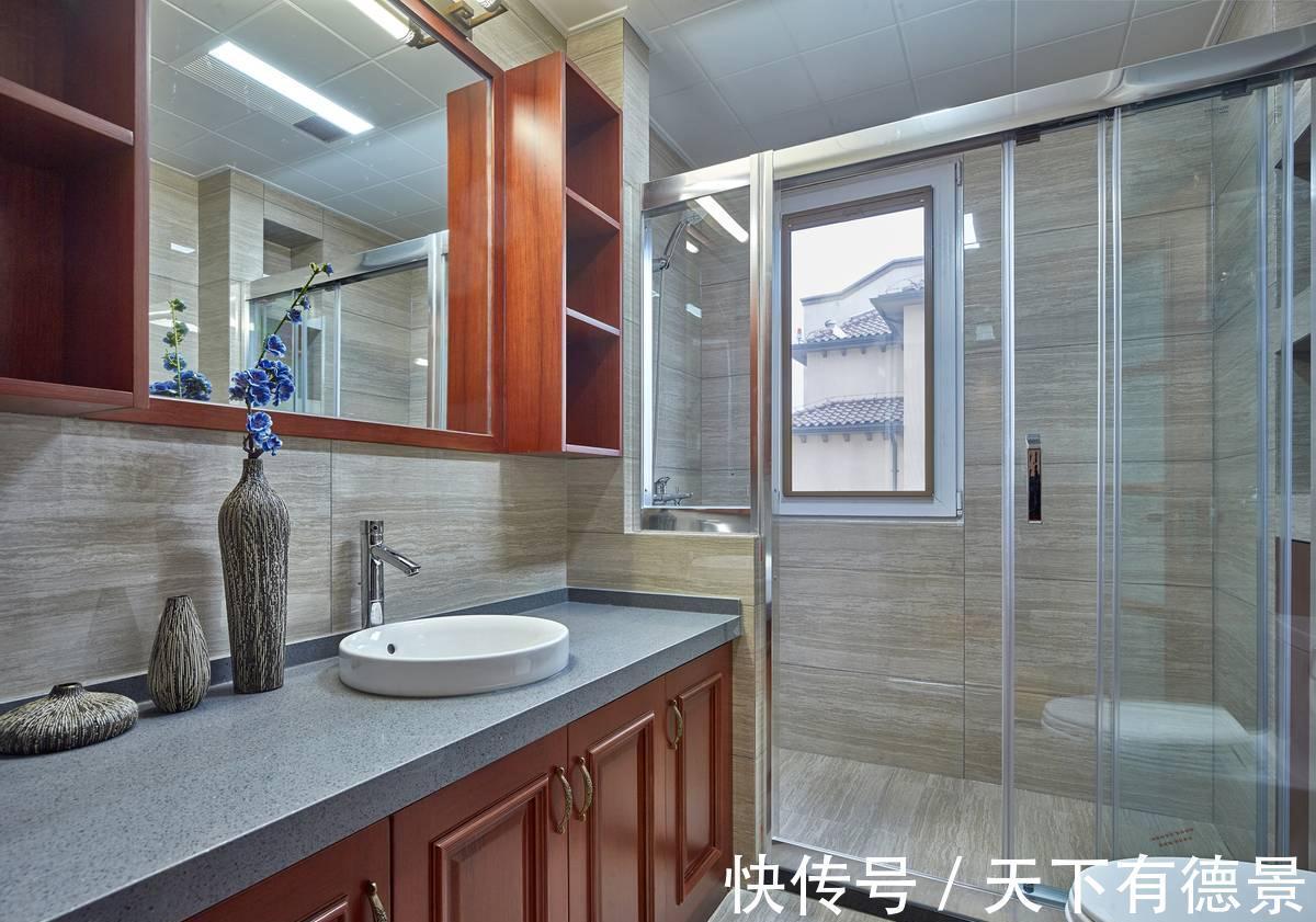 卫生间总是有异味？学会保洁阿姨的清理妙招，卫生间也能很清香