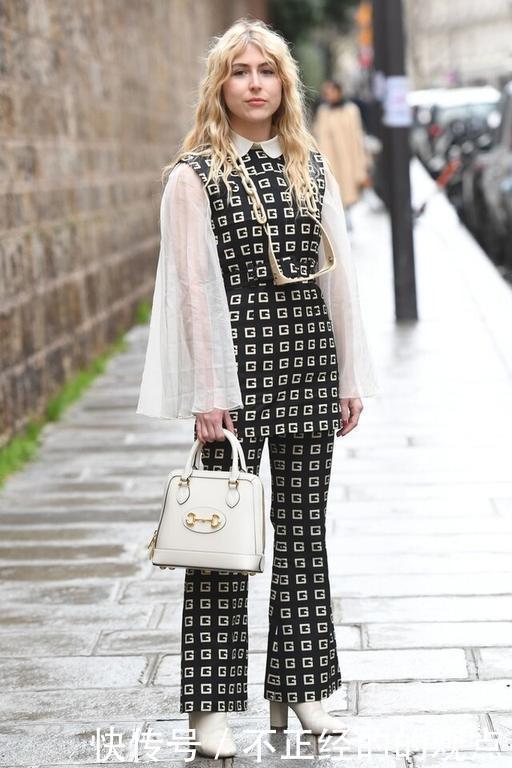 马甲过时了那是你不会穿,加件内搭叠穿照样美翻整个秋天