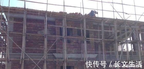 建好|晒晒我家的新别墅，200万建好包装修，在我们村还排不上名次