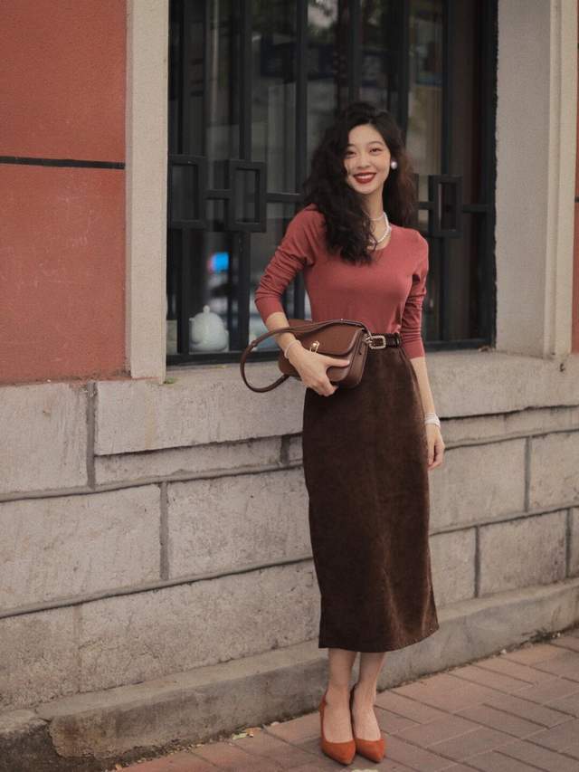 氛围感|复古港风穿搭怎么配?这些小技巧赶紧收藏起来,让你变得更加洋气