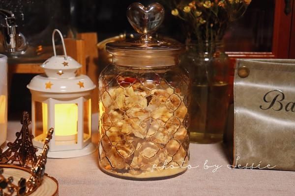 #健康甜蜜烘焙料理#低糖燕麦雪花酥：没有坚果也能做