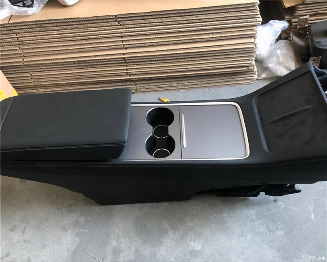 特斯拉|当马斯克打起精明的“小算盘”