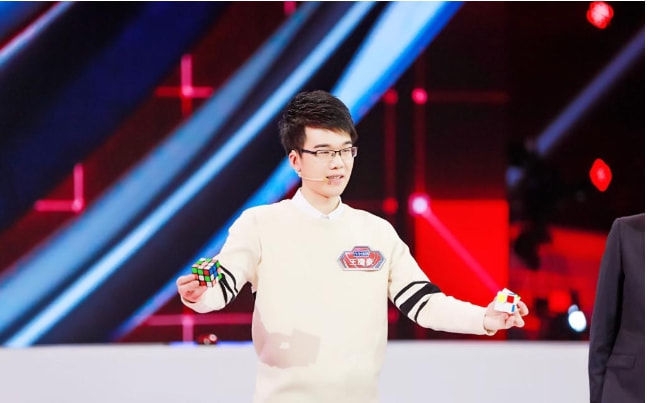 離婚、娶粉絲、在家?guī)Ш⒆樱@8位“最強大腦”的選手差距有點大