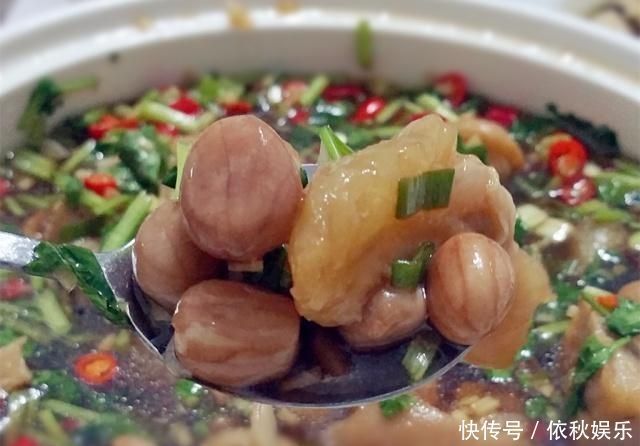 猪蹄有更好吃又快手的做法,别再傻傻的红烧猪蹄了,此做法倍好吃