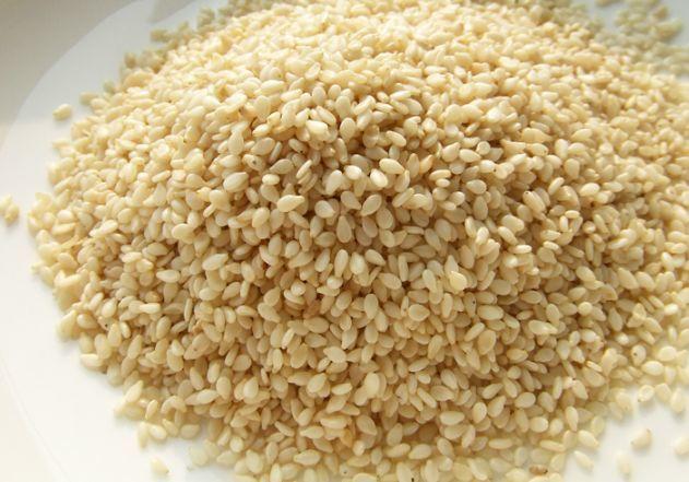 发酵|养花时,在盆里“撒”上1斤此“玩意”,不用在施肥,花卉也猛长