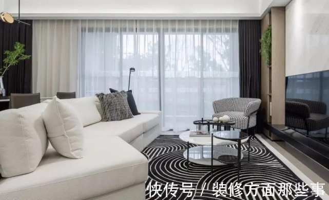 墙面|120平现代风格装修,一进门就被迷住了,客厅地毯很有特色