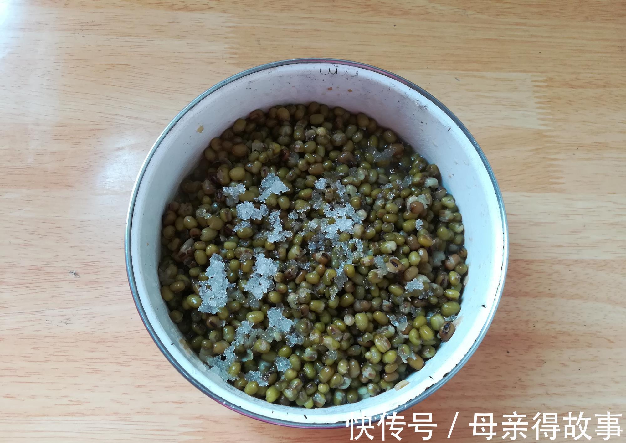 龙宝|夏秋换季，用这3种食材做甜品，隔天吃一次，很多人不知道有啥用