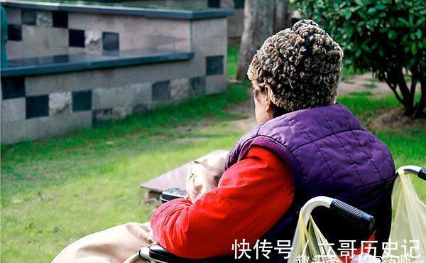 过门|100岁长寿老人,早餐从不换花样,一起来看看,她吃的都有什么?