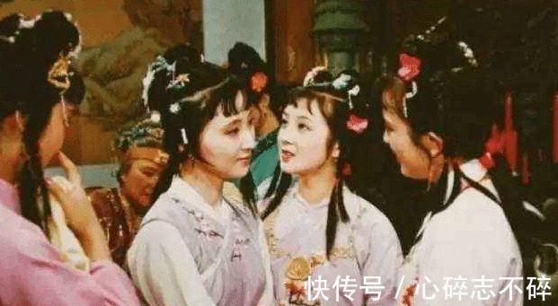 王熙凤$王熙凤如此精明,为何拿戏子取笑林黛玉她比宝玉更懂黛玉