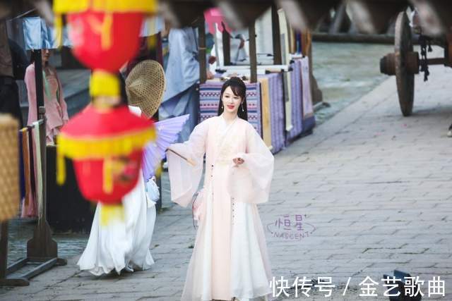 红雷哥|《萌探》杨紫造型多变紫薇、红孩儿等,但还是熟悉的“小猴紫”