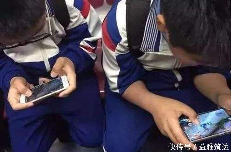 充游戏|8岁男孩花3万元充游戏,被父母质问,孩子反问几万块是多少钱