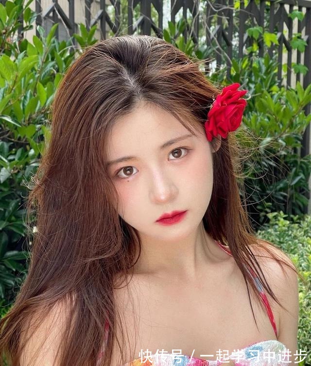 彭璐 别再披头散发了!小个子吸晴显高的几款发型,太美了!