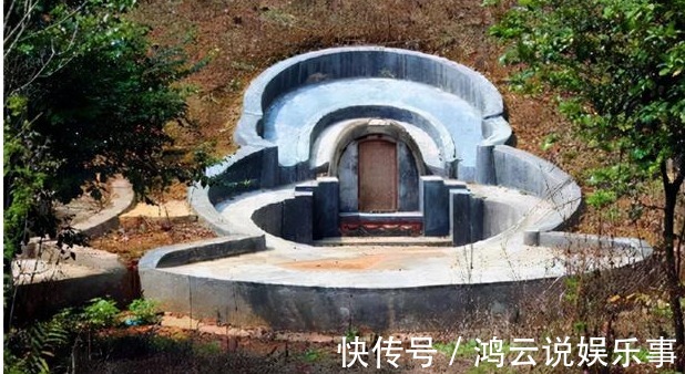 坟地#坟边长竹须迁坟,坟前两物成富人,“两物”是什么