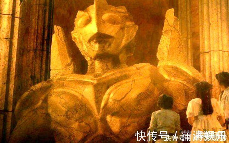 诺亚|打败黑暗扎基，却败给怪兽杰顿，诺亚奥特曼的实力到底缩水了多少