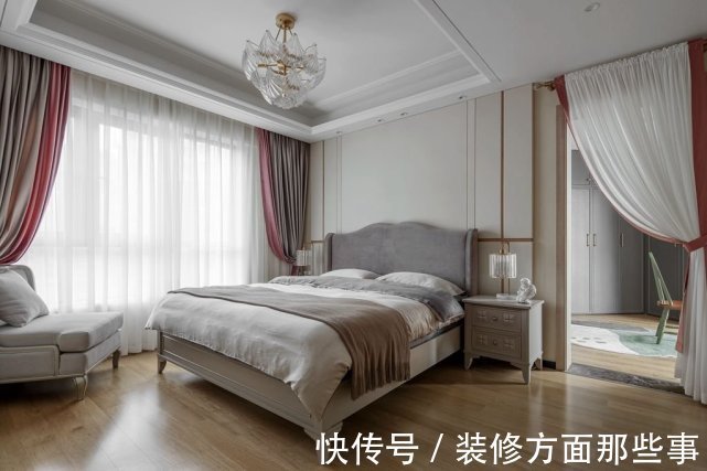 墙面|110平现代风三居室高级灰打底,电视墙面用牛油果绿撞色