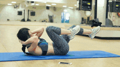 健身女神|健身女神周六野,腹肌迷人,吸粉百万,真正的腹肌训练是这样