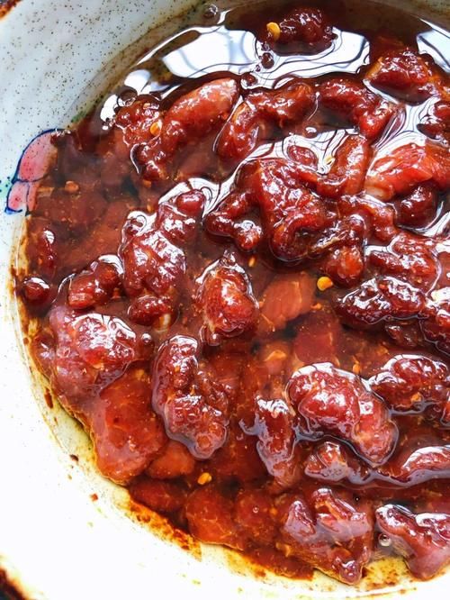 牛肉这样做，鲜香嫩滑爆下饭！上桌就抢光！