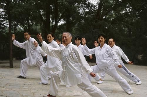 养生人群注意了，养生锻炼要注意以下几点，我平时都做错了！