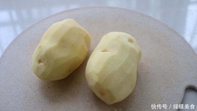 土豆块|不用醋和糖的酸甜土豆做法，用1配料搞定，酸甜可口土豆软糯