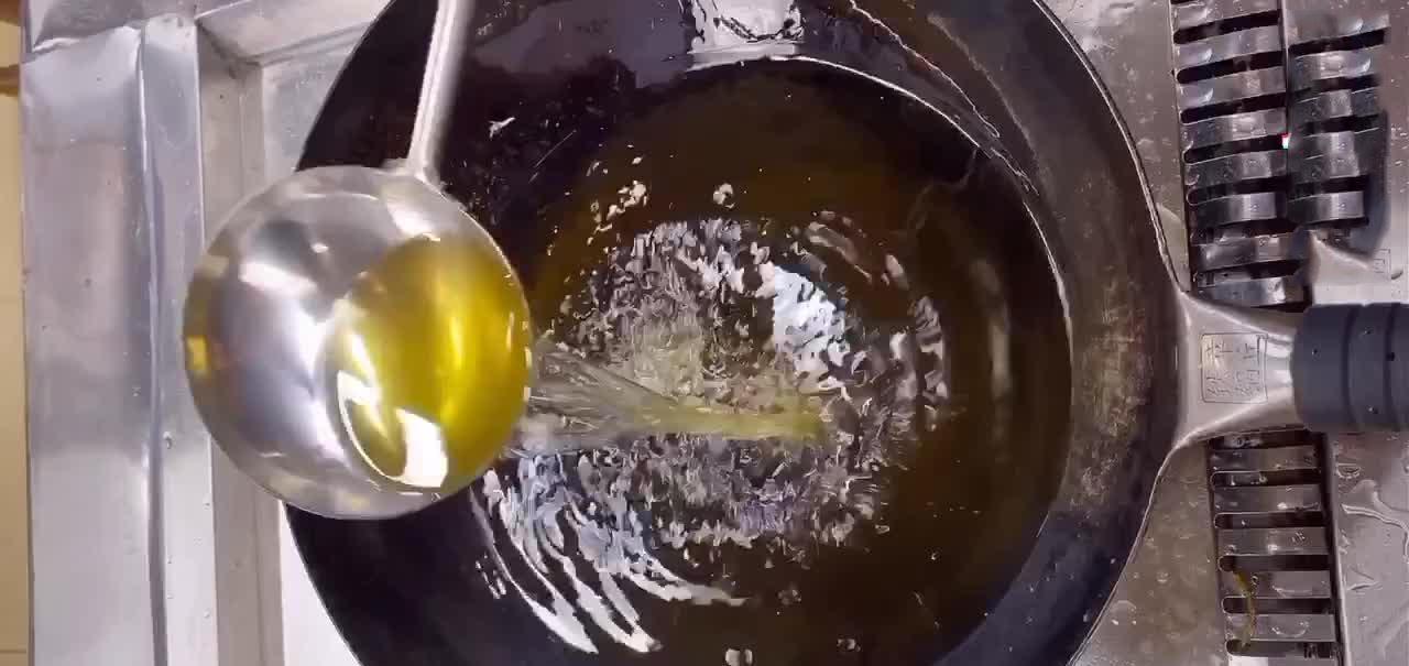 厨师教你做调料油,做法简单讲解详细,学会厨艺提升一个档次