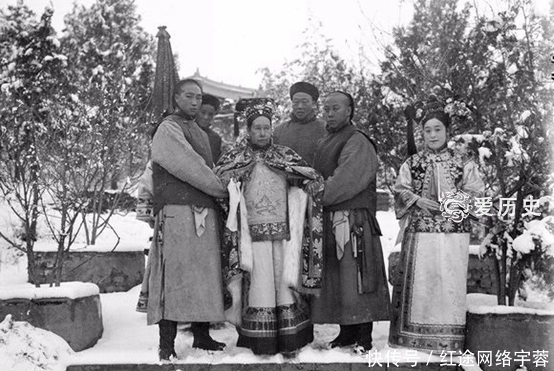 污纳|紫禁城里为何不见厕所?皇帝后宫香灰除污纳便 手纸也是特供