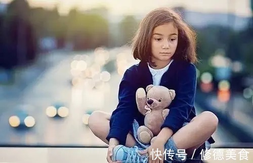 行为|孩子不自信，很多都源于父母的10种行为